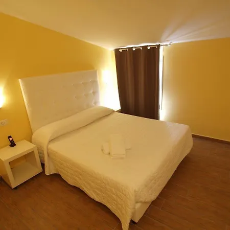 Via Mameli 5 Pensionat 3*