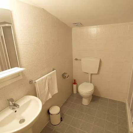 Via Mameli 5 Pensionat 3*