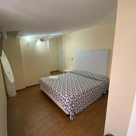 Via Mameli 5 3* Sanremo