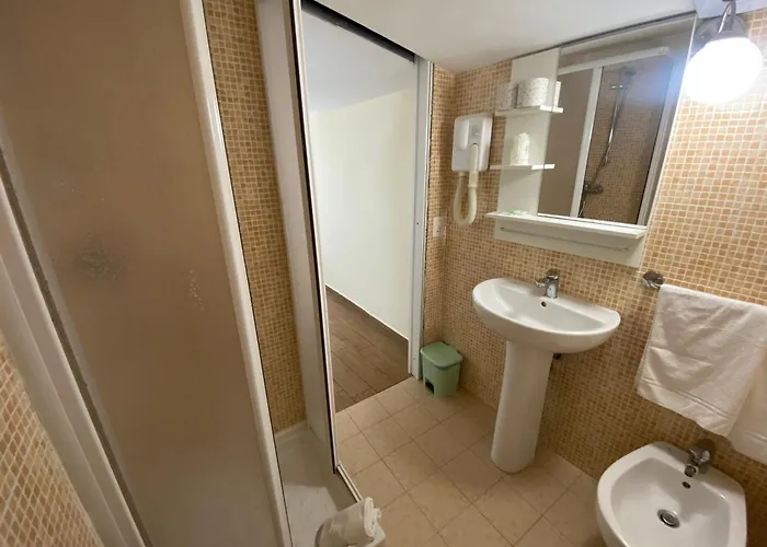 Pensión Via Mameli 5 3*