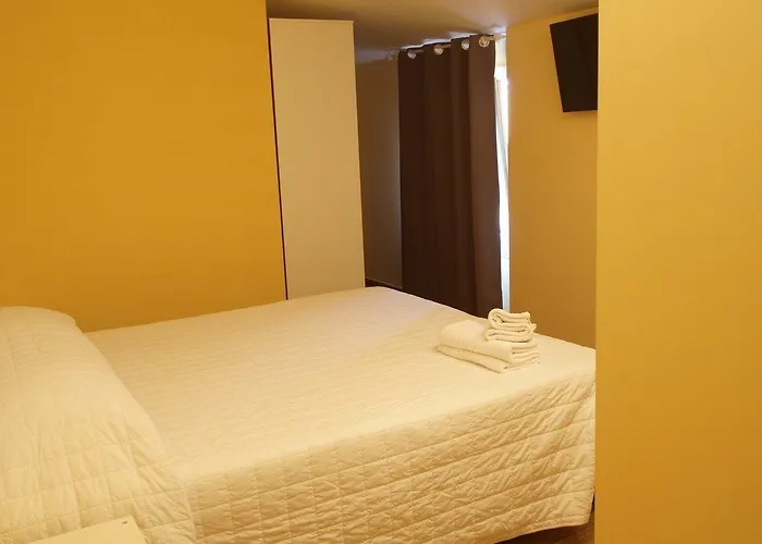 Via Mameli 5 3* San Remo