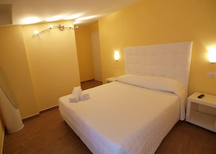 Pensión Via Mameli 5 3*