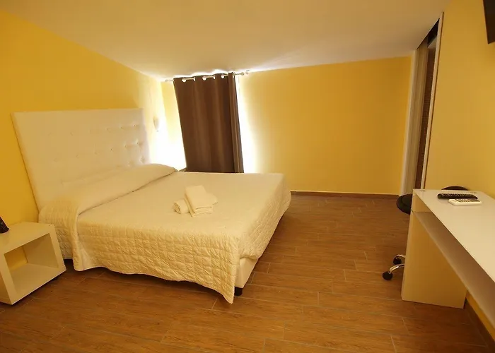 Via Mameli 5 Pensión